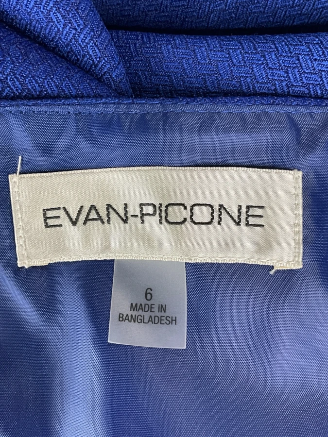 Evan Picone 