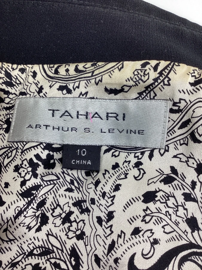 Tahari