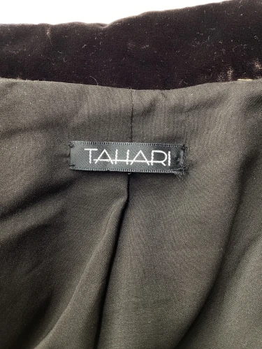 Tahari