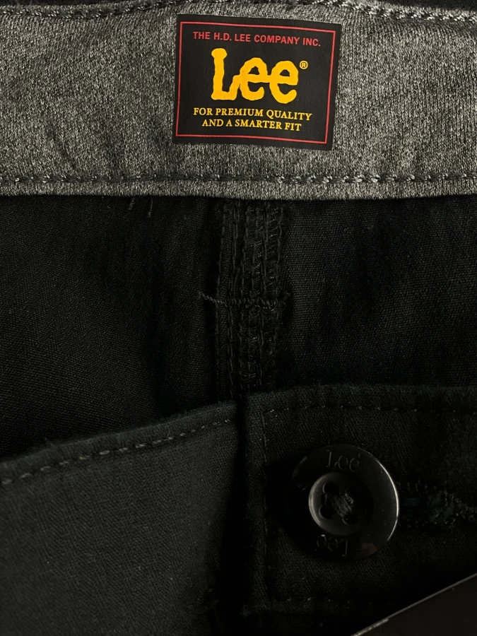 Lee
