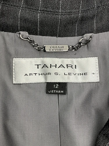Tahari