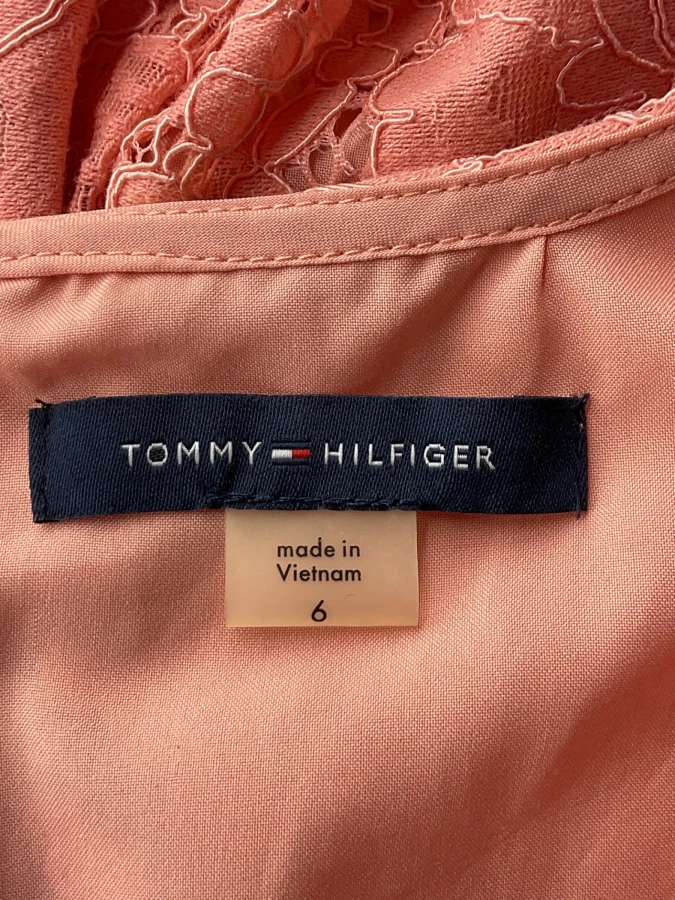 Tommy Hilfiger