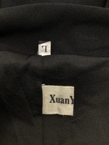 Xuan YiFang