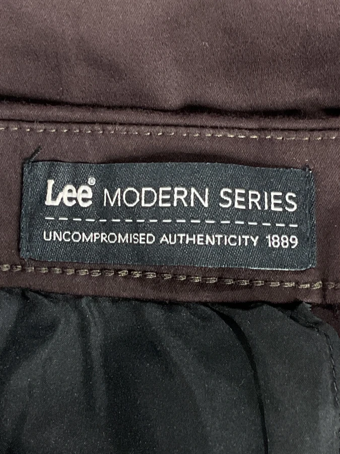 Lee