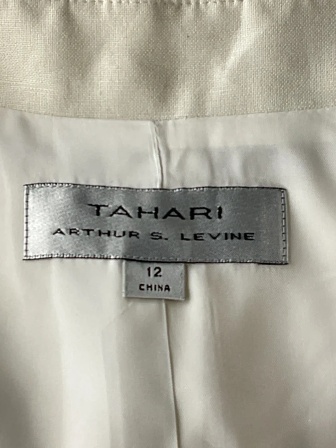 Tahari
