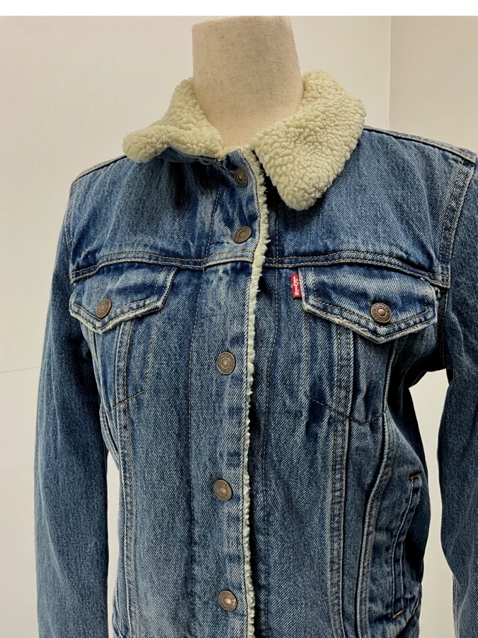 Levi’s