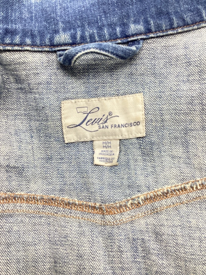 Levi’s