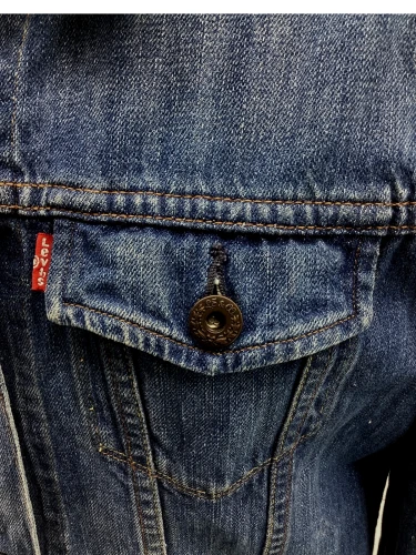 Levi’s