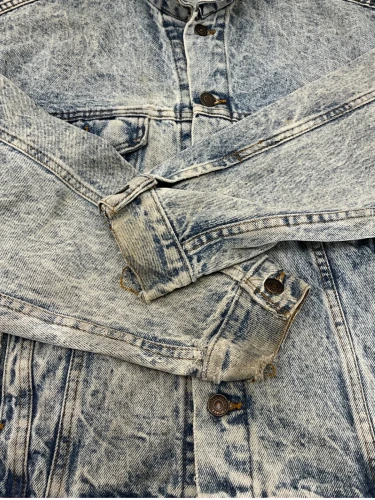 Levi’s