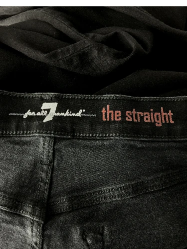 7 For All Mankind 