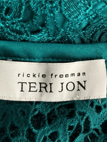 Teri Jon