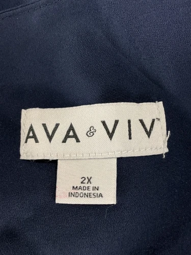 Ava & Viv 