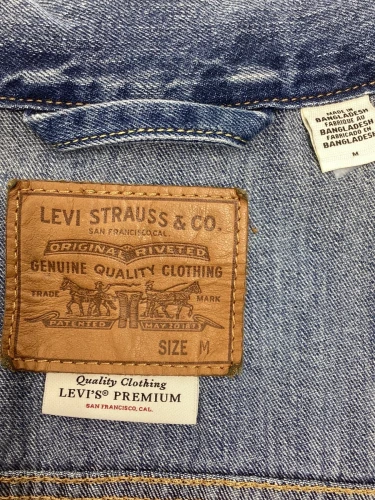 Levi’s