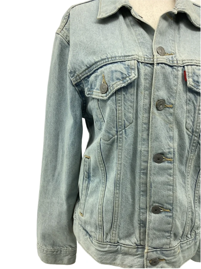 Levi’s