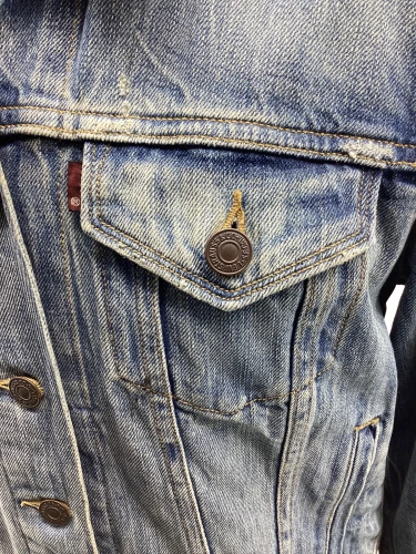 Levi’s