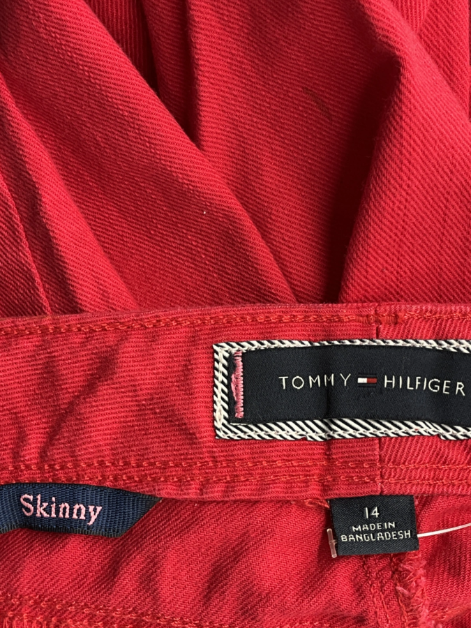 Tommy Hilfiger