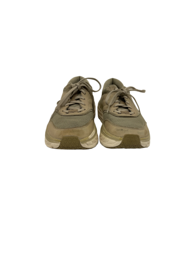Hoka One