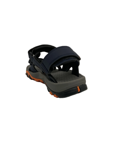 Sandal