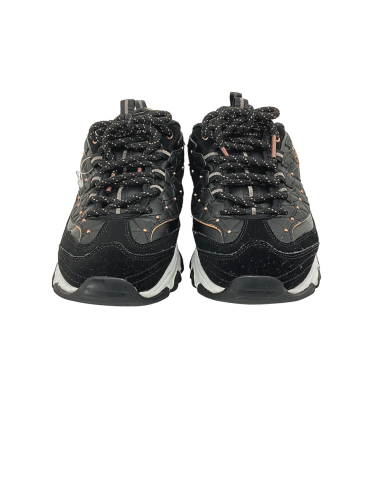Skechers