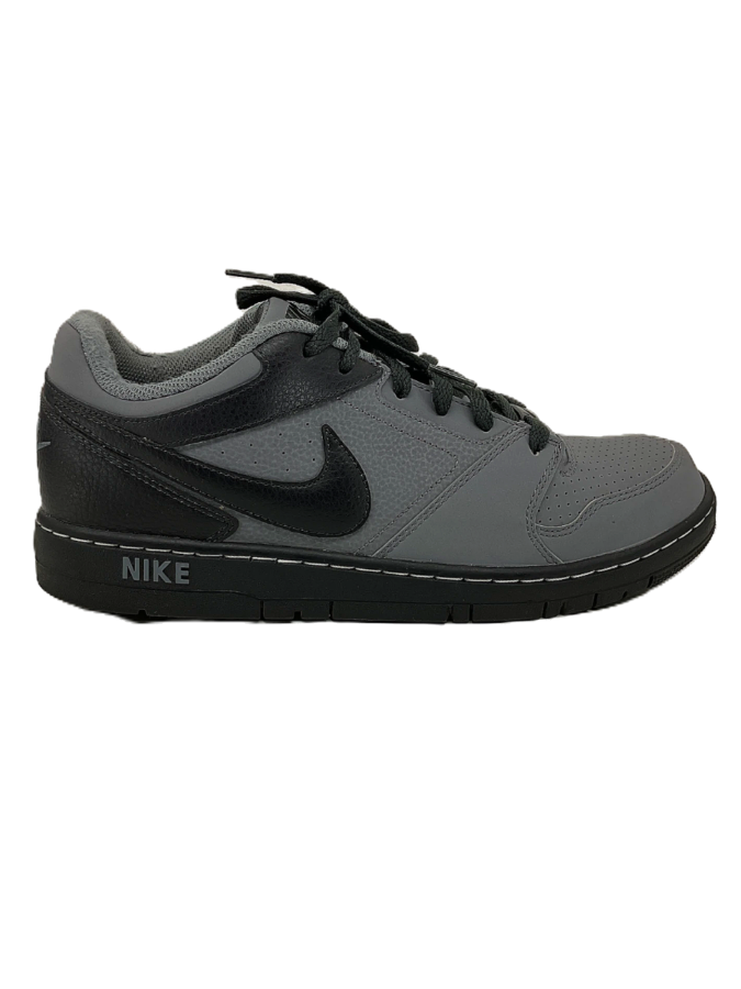 Nike Prestige