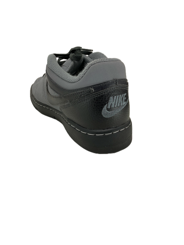 Nike Prestige