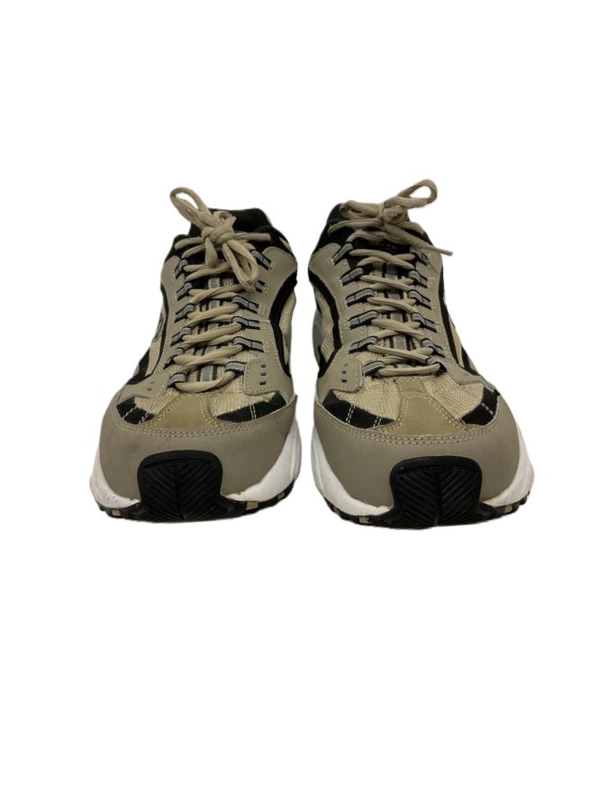 Skechers