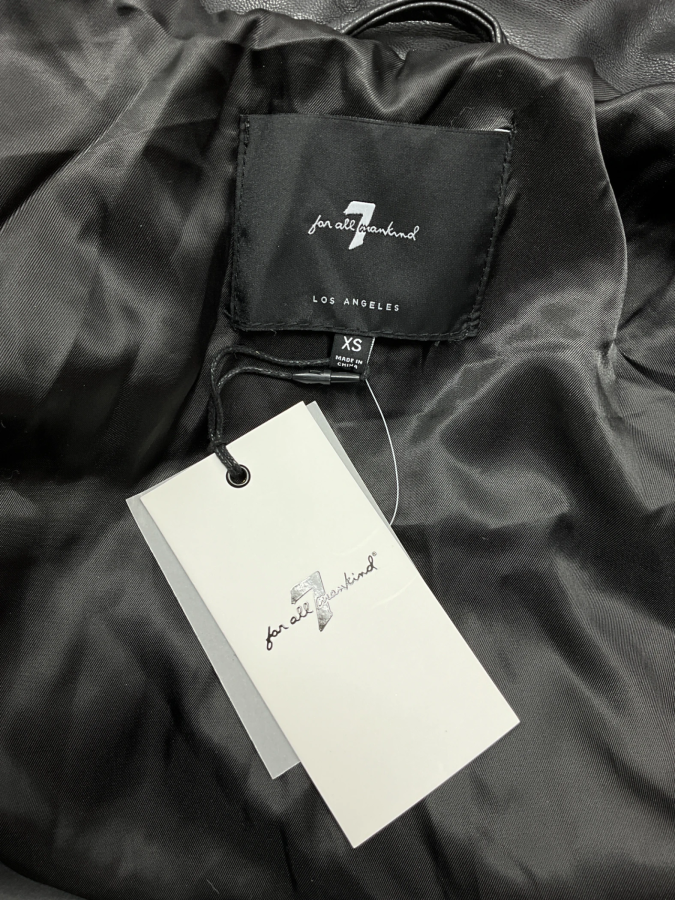 7 For All Mankind 
