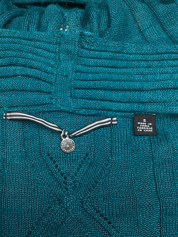Knitted & Knotted
