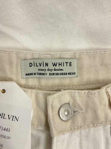 Dilvin White
