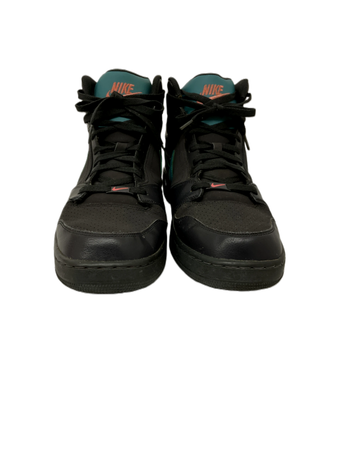 Nike Prestige
