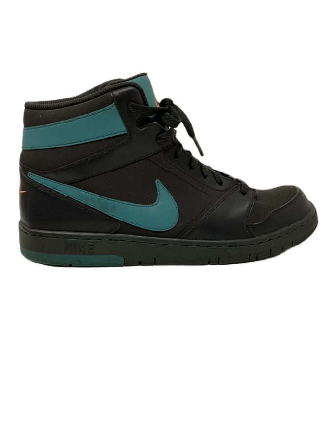 Nike Prestige
