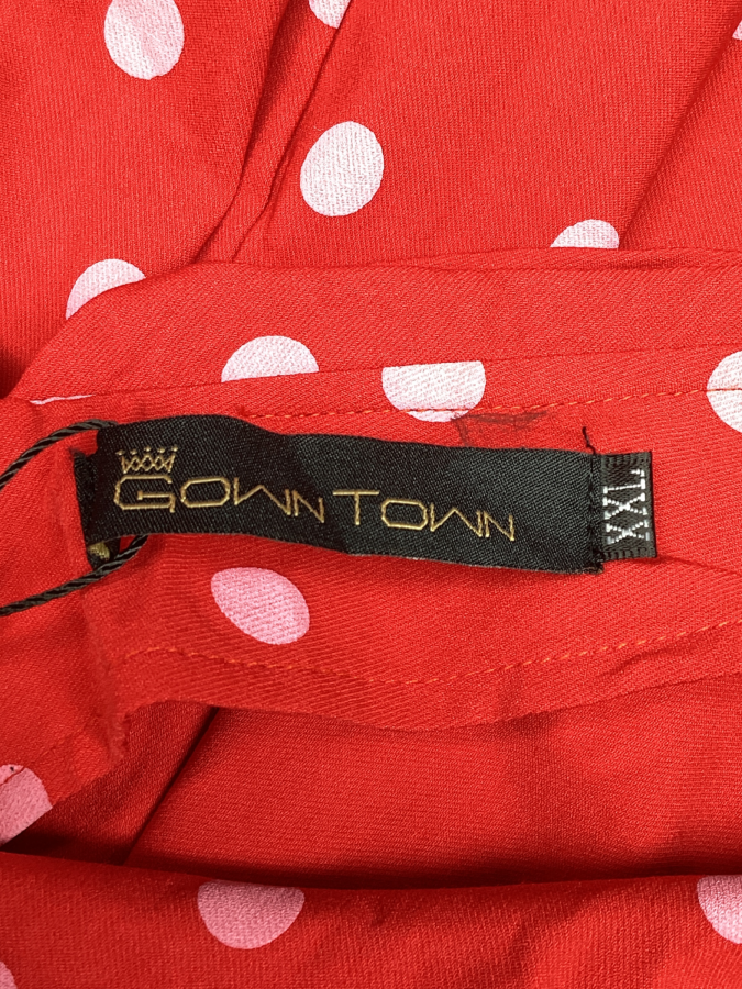 Gown Town