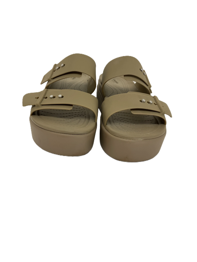 Crocs
