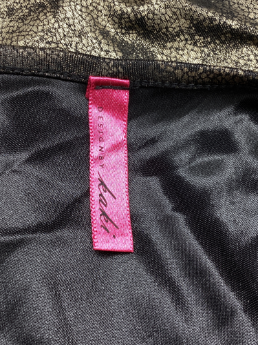 Design By Kaki