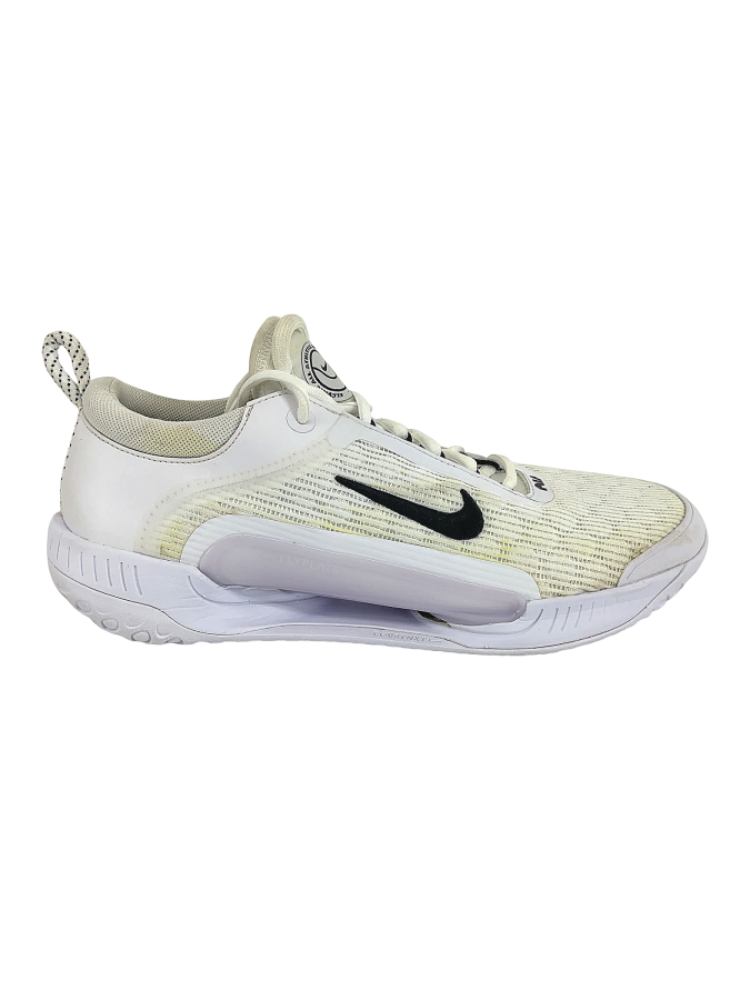 Nike Court Zoom