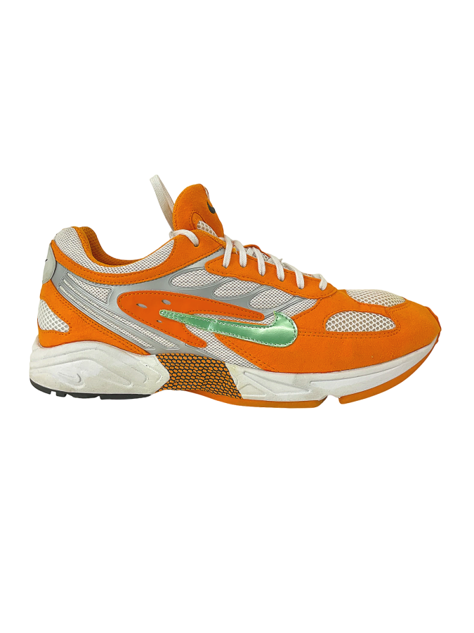 Nike Air Ghost Racer