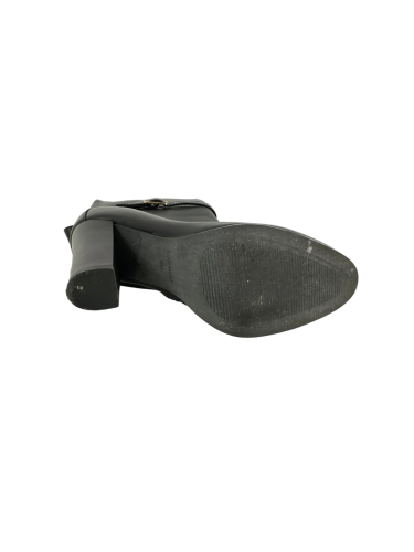 Nine West