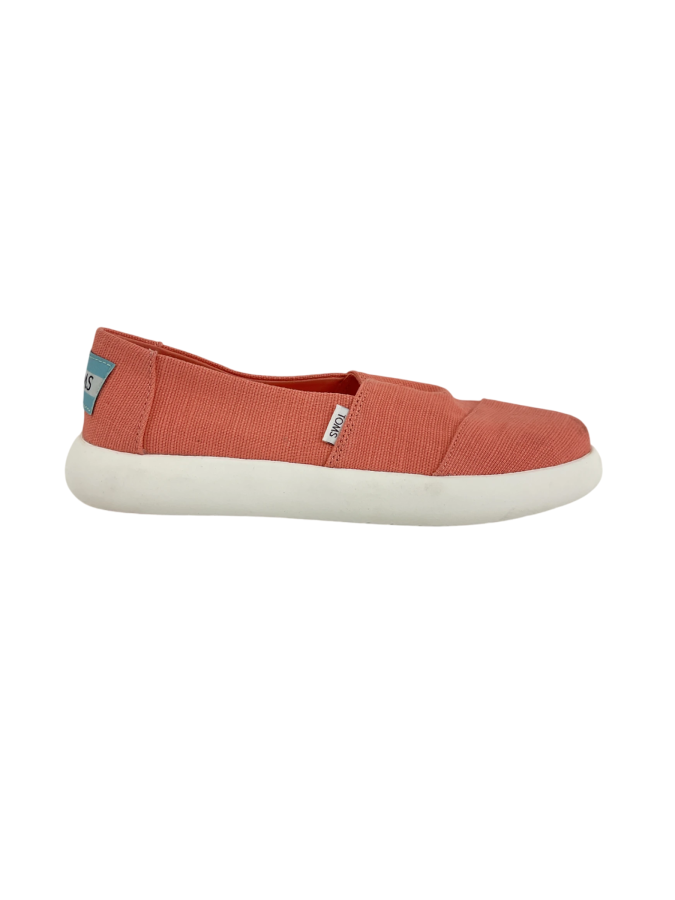 Toms