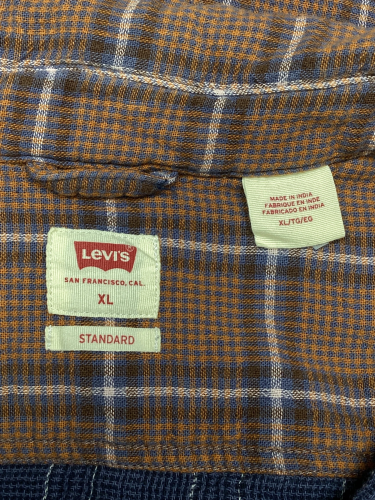 Levi's