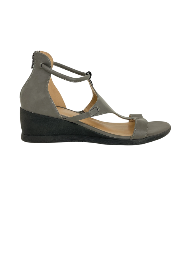 Journee Collection