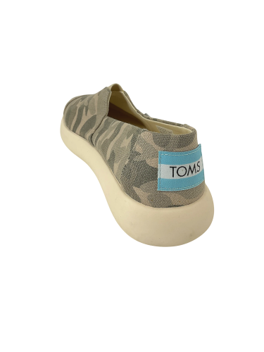 Toms