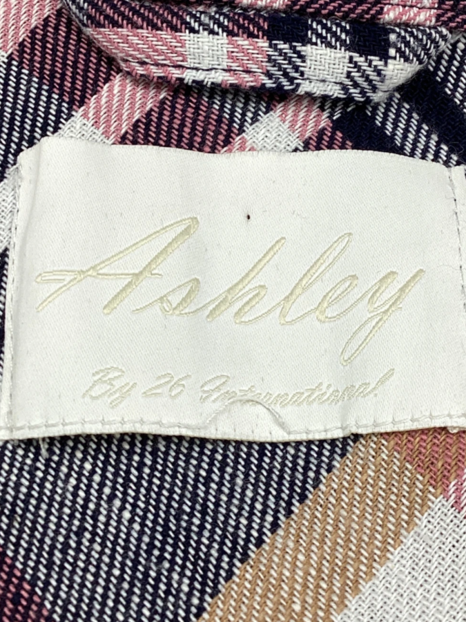 Ashley By 26 International
