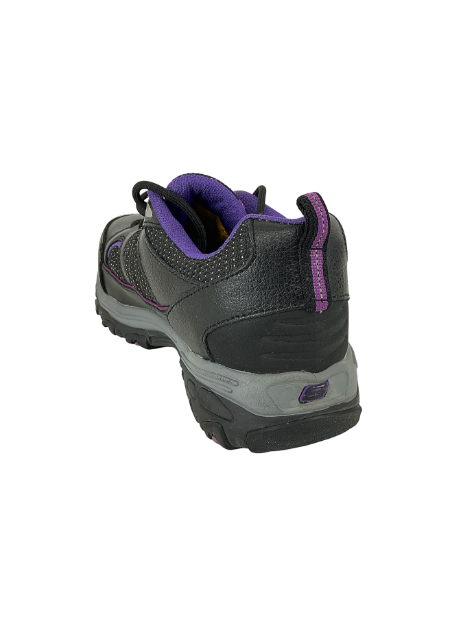 Skechers