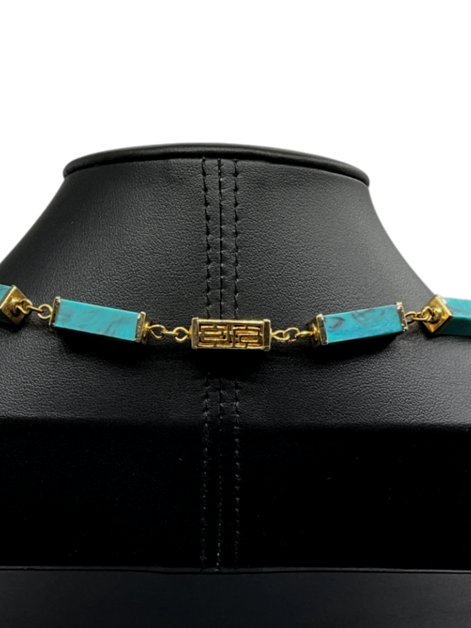 Versatile long necklace