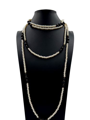 Black and white pearl statement rope necklace