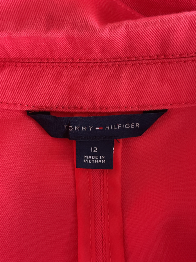 Tommy Hilfiger