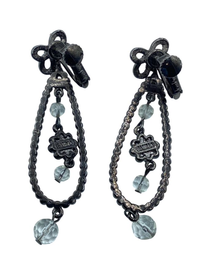 Vintage Style Teardrop Clip-on Earrings