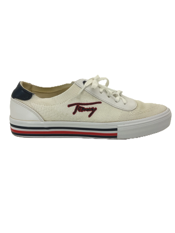 Tommy Hilfiger