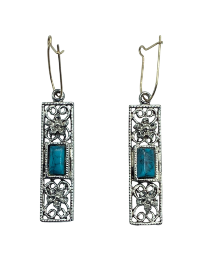 Rectangular dangle earrings