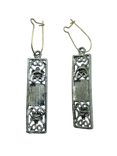 Rectangular dangle earrings